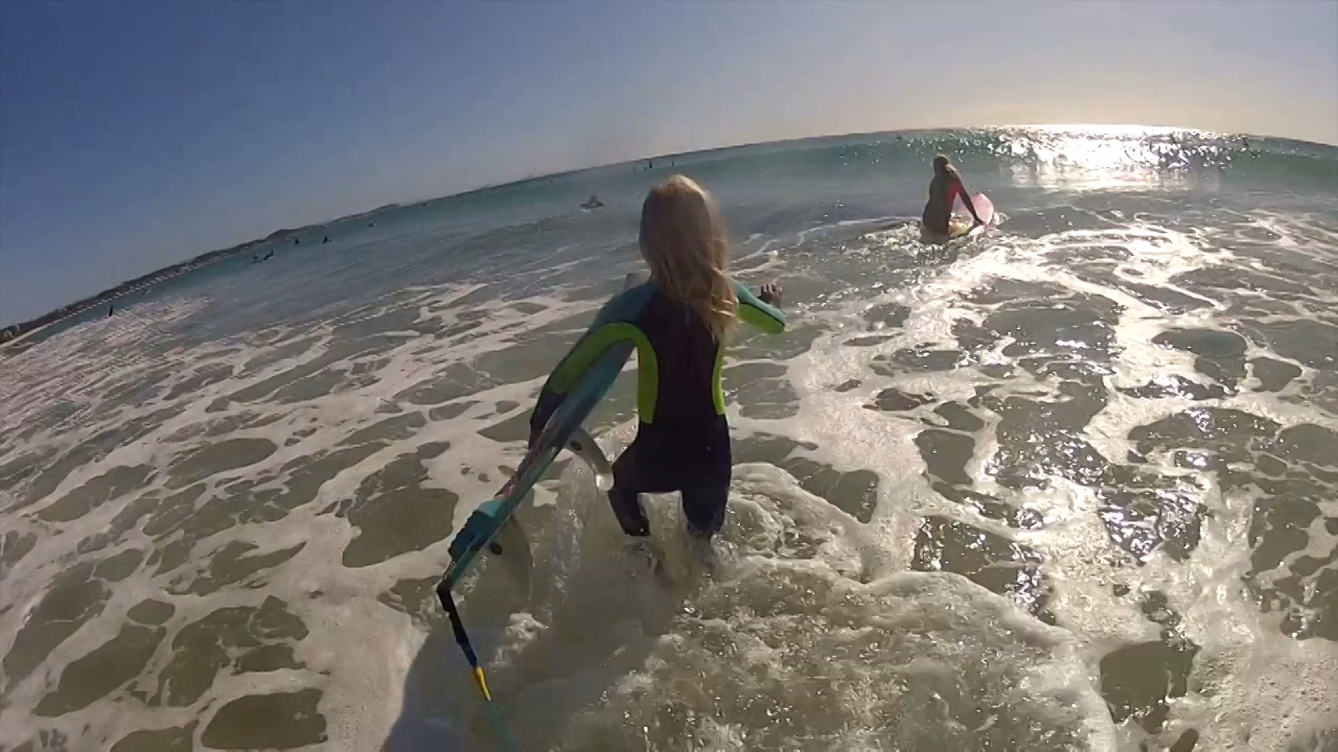Girls gone Surfing