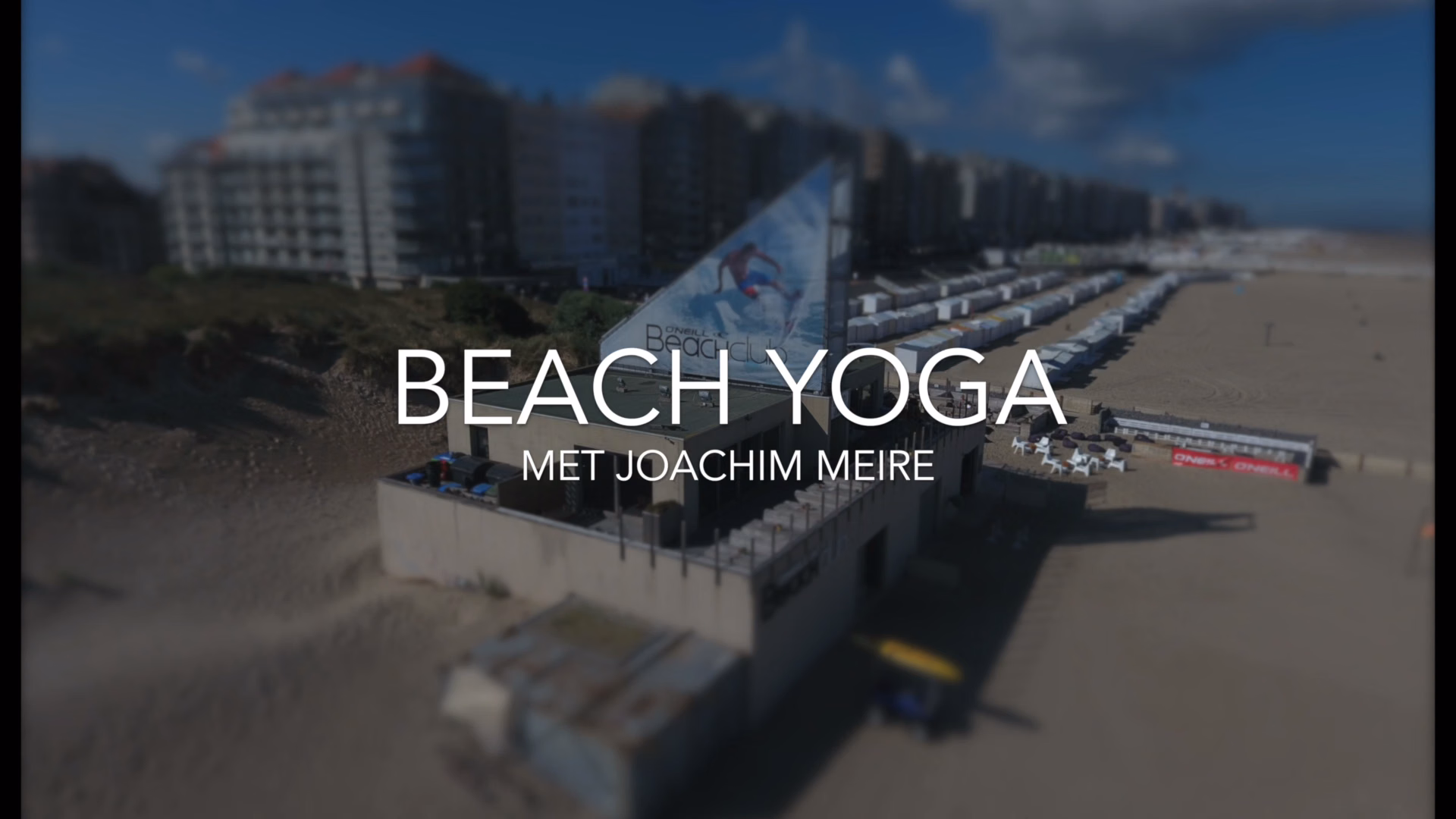 BEACH YOGA